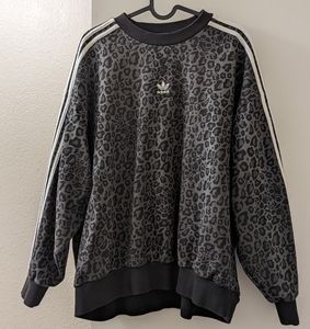 Oversized women's sweater